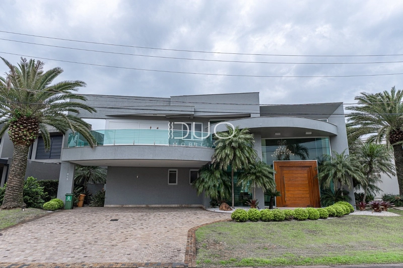 SOBRADO NO CONDOMÍNIO ENSEADA LAGOS EM XANGRI-LÁ