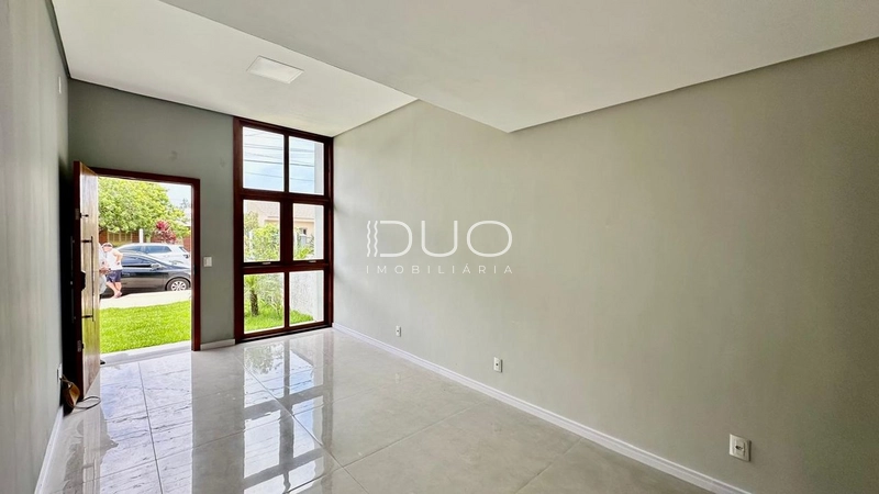 CASA EM XANGRI-LÁ: 7ª foto da galeria de imagens do imóvel