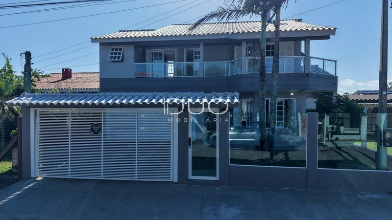 SOBRADO EM XANGRI-LÁ