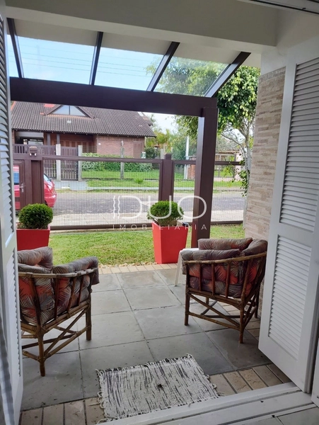 CASA EM XANGRI-LÁ: 7ª foto da galeria de imagens do imóvel