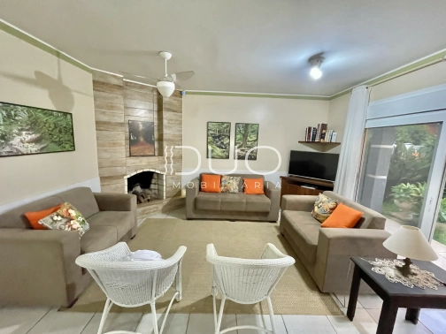 CASA EM XANGRI-LÁ: 5ª foto da galeria de imagens do imóvel