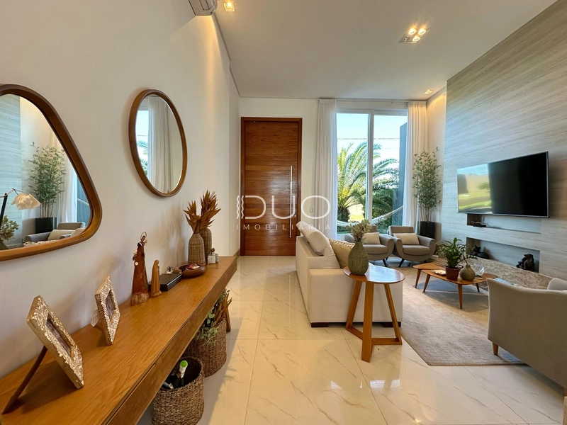 CASA NO CONDOMÍNIO RIVIERA EM XANGRI-LÁ: 8ª foto da galeria de imagens do imóvel