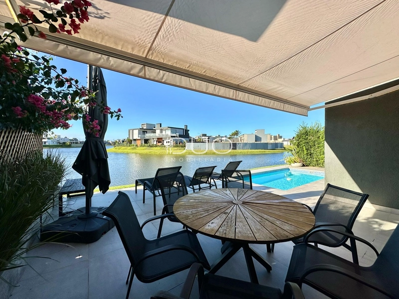 CASA NO CONDOMÍNIO RIVIERA EM XANGRI-LÁ: 11ª foto da galeria de imagens do imóvel