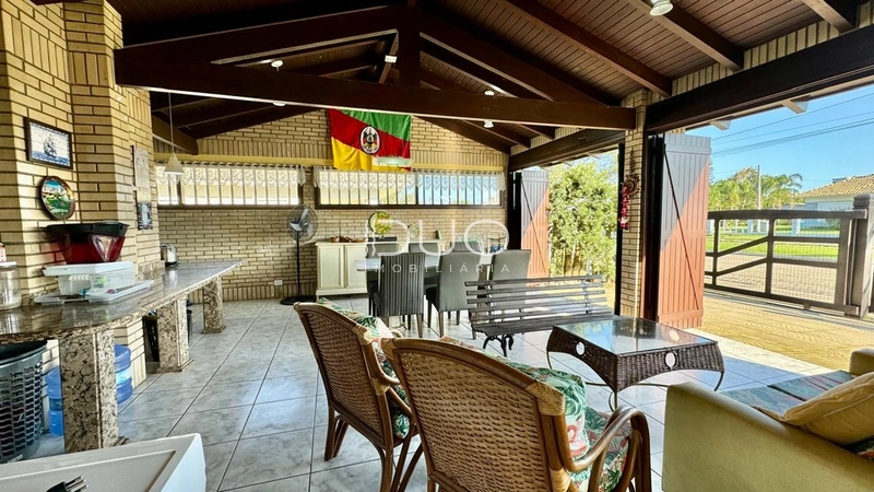 SOBRADO EM XANGRI-LÁ: 7ª foto da galeria de imagens do imóvel