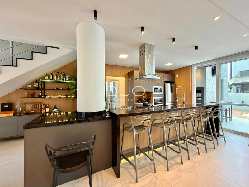 SOBRADO NO CONDOMÍNIO BLUE EM XANGRI-LÁ: 7ª foto da galeria de imagens do imóvel