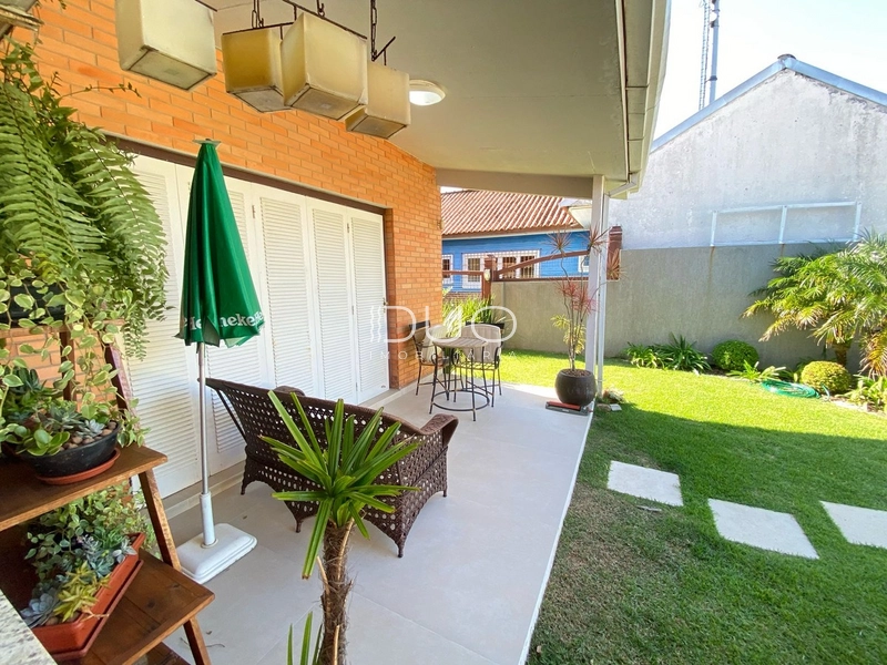 CASA EM XANGRI-LÁ: 22ª foto da galeria de imagens do imóvel