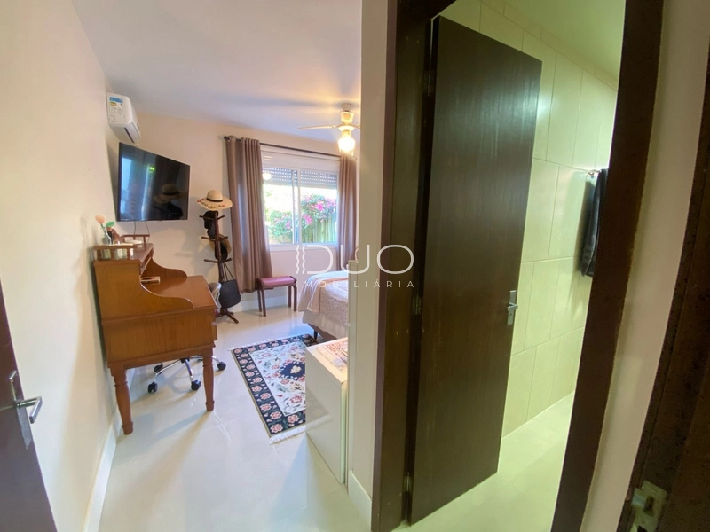 CASA EM XANGRI-LÁ: 25ª foto da galeria de imagens do imóvel