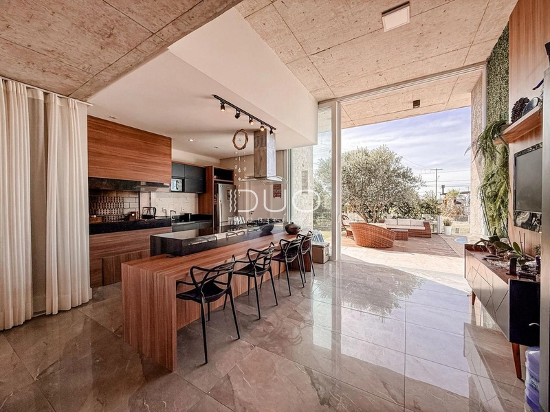 CASA NO CONDOMÍNIO RIVIERA EM XANGRI-LÁ: 9ª foto da galeria de imagens do imóvel