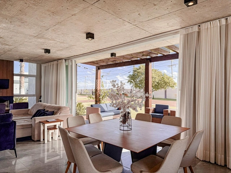 CASA NO CONDOMÍNIO RIVIERA EM XANGRI-LÁ: 7ª foto da galeria de imagens do imóvel