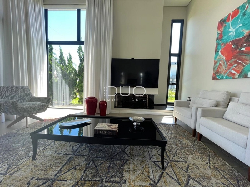 CASA NO CONDOMÍNIO RIVIERA EM XANGRI-LÁ: 8ª foto da galeria de imagens do imóvel