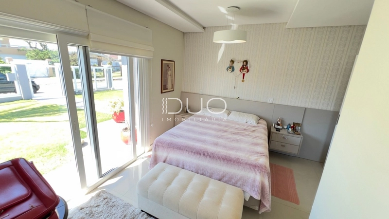 CASA EM XANGRI-LÁ: 15ª foto da galeria de imagens do imóvel