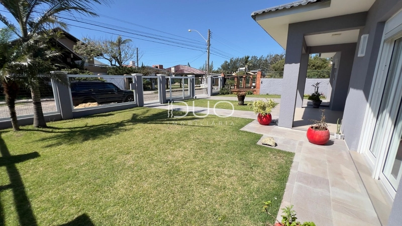 CASA EM XANGRI-LÁ: 5ª foto da galeria de imagens do imóvel