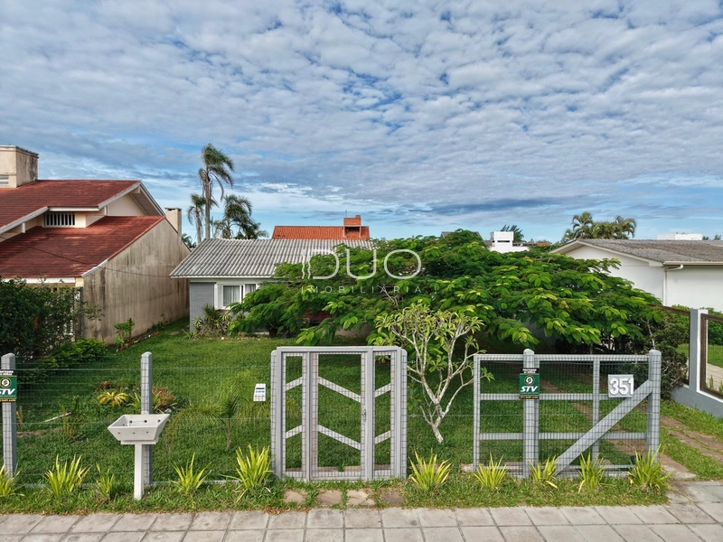 CASA EM XANGRI-LÁ: 2ª foto da galeria de imagens do imóvel