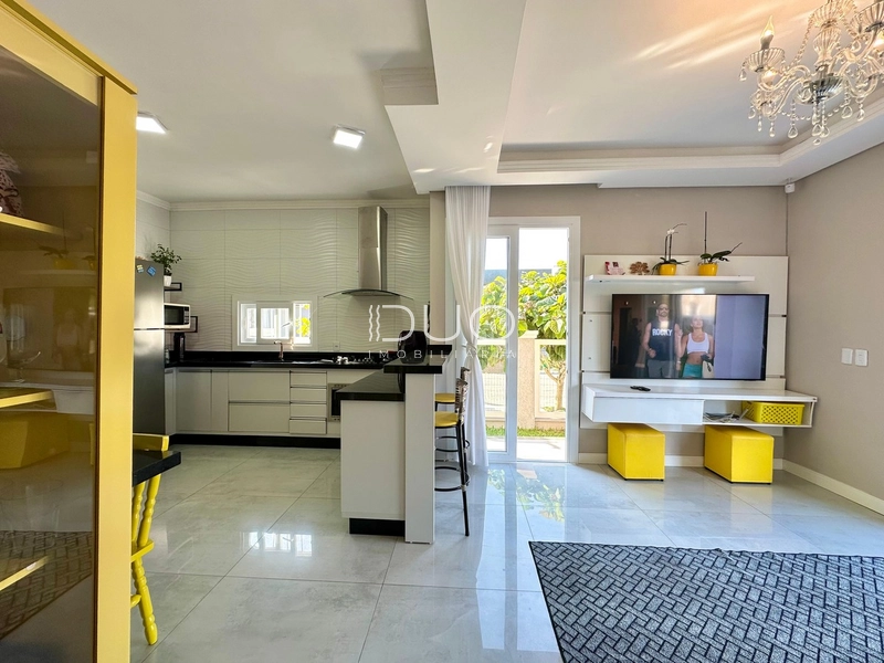 CASA DE ESQUINA EM ATLÂNTIDA SUL: 7ª foto da galeria de imagens do imóvel