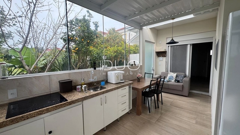 CASA 04 DORMITÓRIOS EM CONDOMÍNIO DE XANGRI-LÁ: 7ª foto da galeria de imagens do imóvel