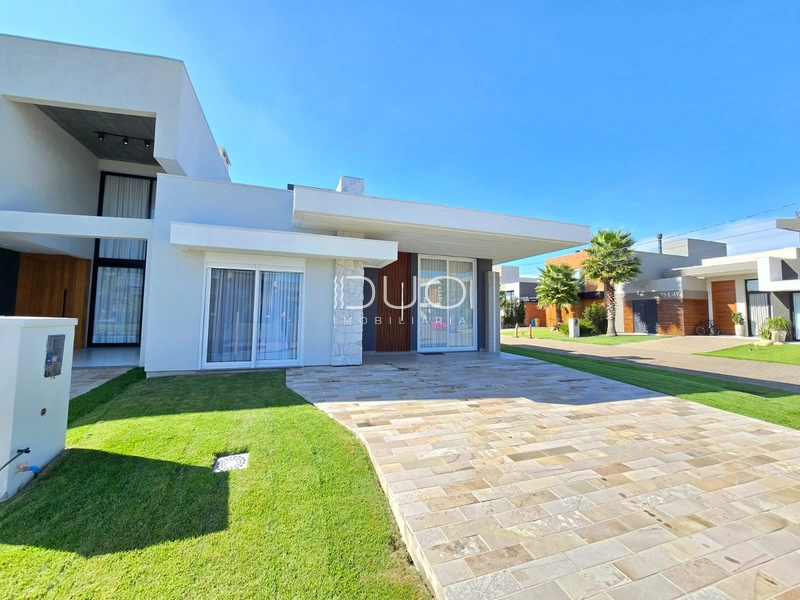 CASA NO CONDOMÍNIO BLUE EM XANGRI-LÁ: 1ª foto da galeria de imagens do imóvel