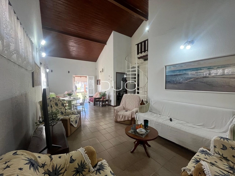 CASA EM XANGRI-LÁ: 9ª foto da galeria de imagens do imóvel