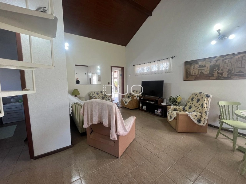 CASA EM XANGRI-LÁ: 7ª foto da galeria de imagens do imóvel
