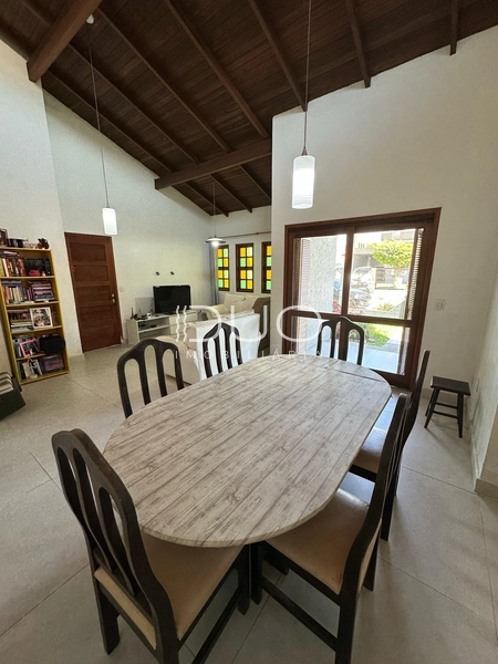 CASA EM XANGRI-LÁ: 6ª foto da galeria de imagens do imóvel