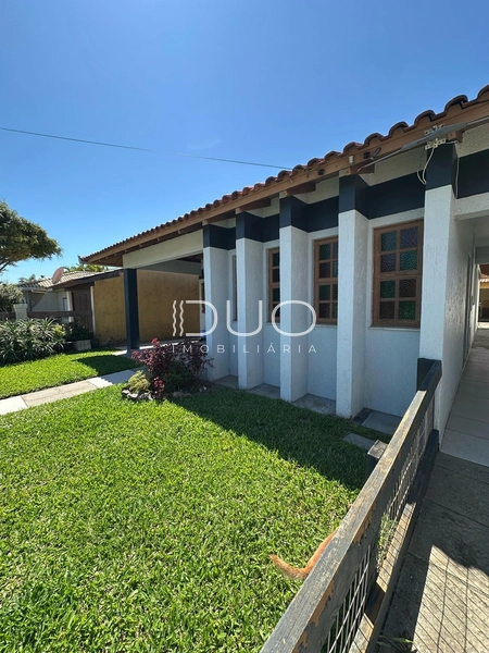 CASA EM XANGRI-LÁ: 3ª foto da galeria de imagens do imóvel