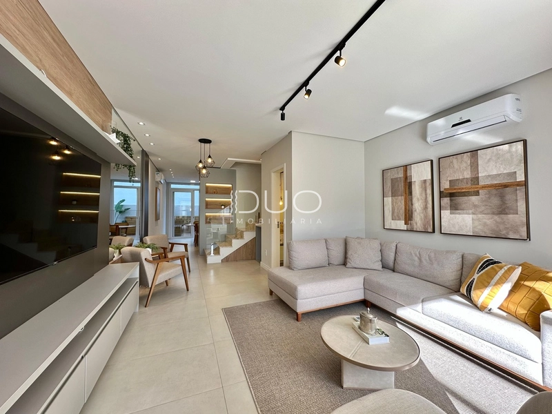 SOBRADO NO CONDOMÍNIO MURANO EM CAPÃO DA CANOA