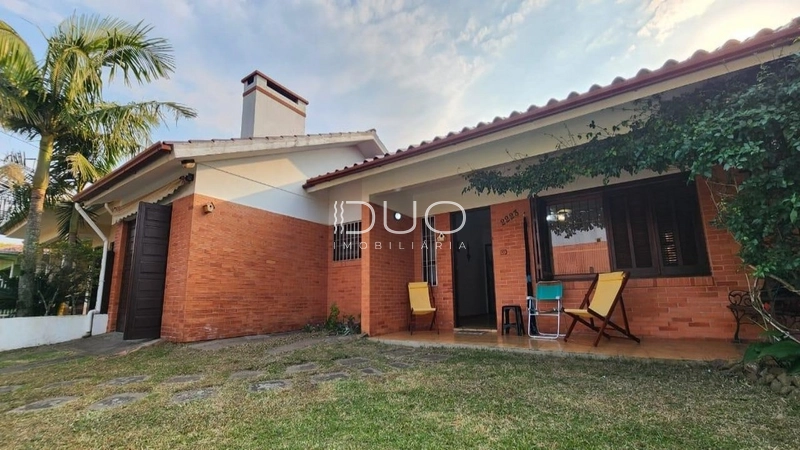 CASA EM XANGRI-LÁ: 3ª foto da galeria de imagens do imóvel