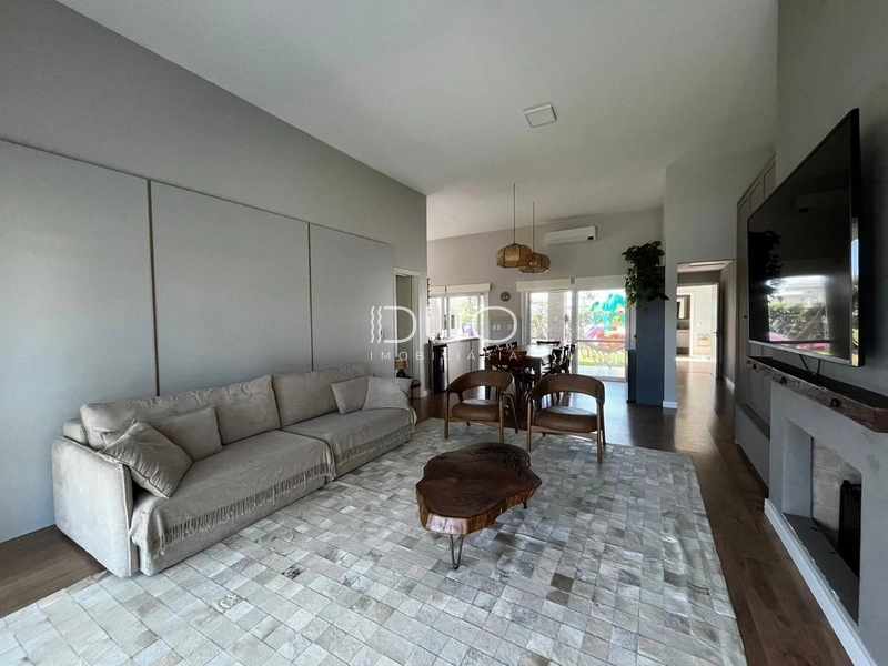 CASA NO CONDOMÍNIO QUINTAS DO LAGO EM XANGRI-LÁ: 4ª foto da galeria de imagens do imóvel