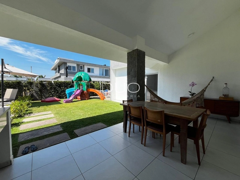 CASA NO CONDOMÍNIO QUINTAS DO LAGO EM XANGRI-LÁ: 9ª foto da galeria de imagens do imóvel