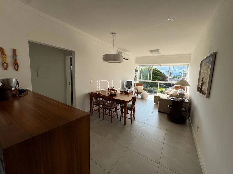 APARTAMENTO 03 DORMITÓRIOS NO CENTRO DE XANGRI-LÁ: 3ª foto da galeria de imagens do imóvel