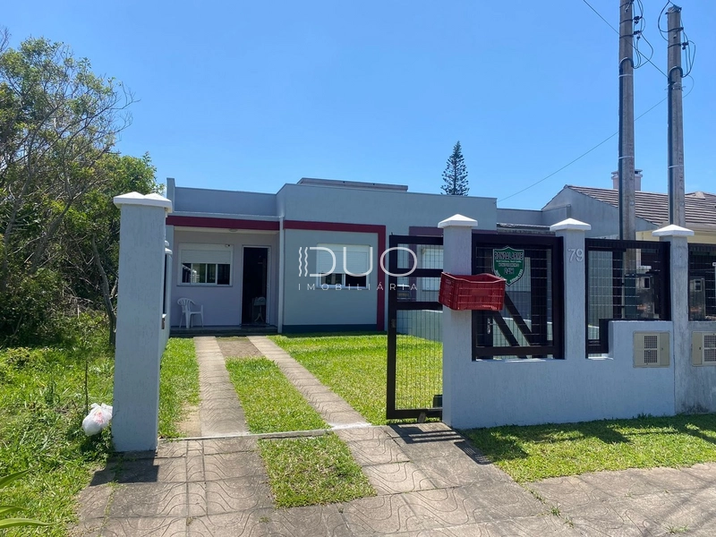 CASA NO BAIRRO RAINHA DO MAR EM XANGRI-LÁ