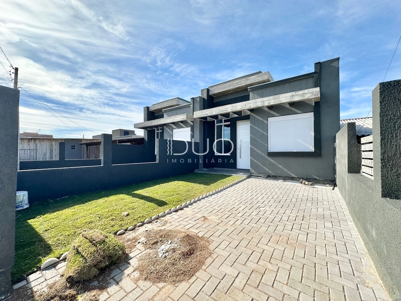 CASA COM 2 DORMITÓRIOS EM NOIVA DO MAR - XANGRI-LÁ: 1ª foto da galeria de imagens do imóvel