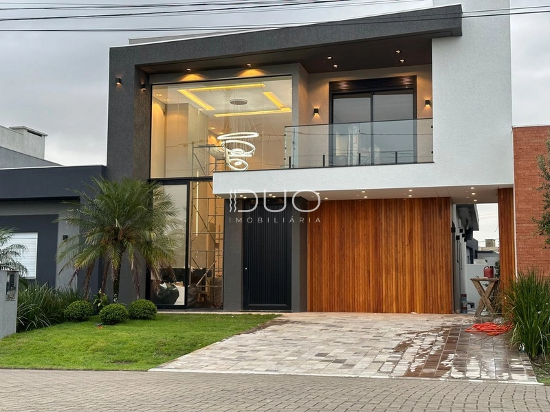 CASA COM 4 SUÍTES NO CONDOMÍNIO BLUE EM XANGR-LÁ: 1ª foto da galeria de imagens do imóvel