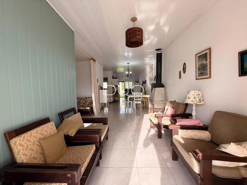 CASA NO CENTRO DE XANGRI-LÁ: 7ª foto da galeria de imagens do imóvel