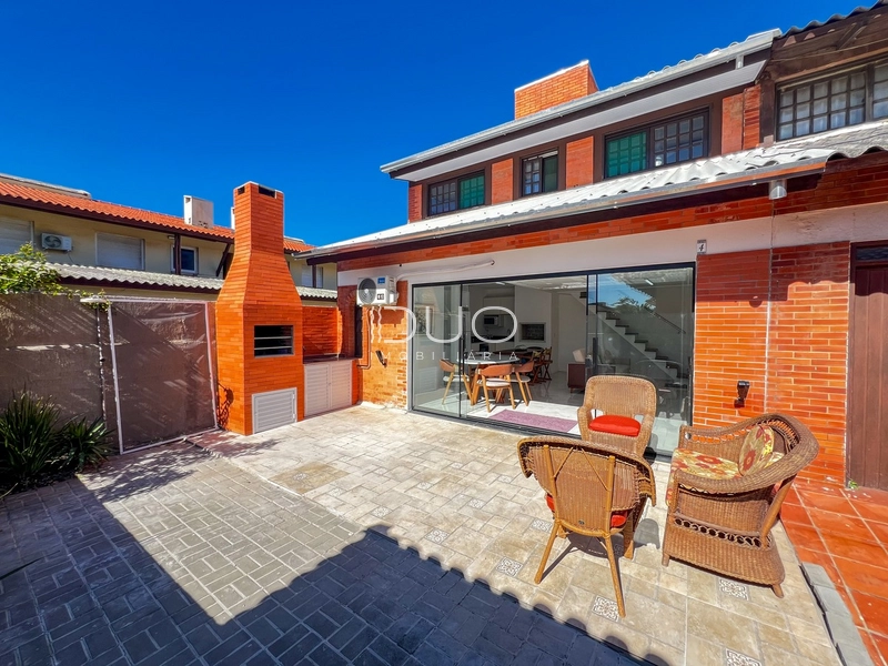 CASA NO CENTRO DE XANGRI-LÁ: 1ª foto da galeria de imagens do imóvel