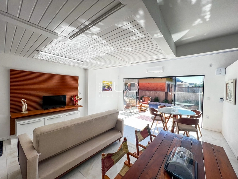 CASA NO CENTRO DE XANGRI-LÁ: 4ª foto da galeria de imagens do imóvel