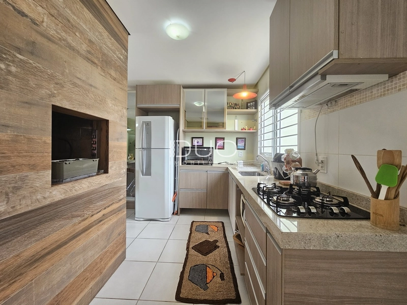 CASA EM XANGRI-LÁ: 10ª foto da galeria de imagens do imóvel