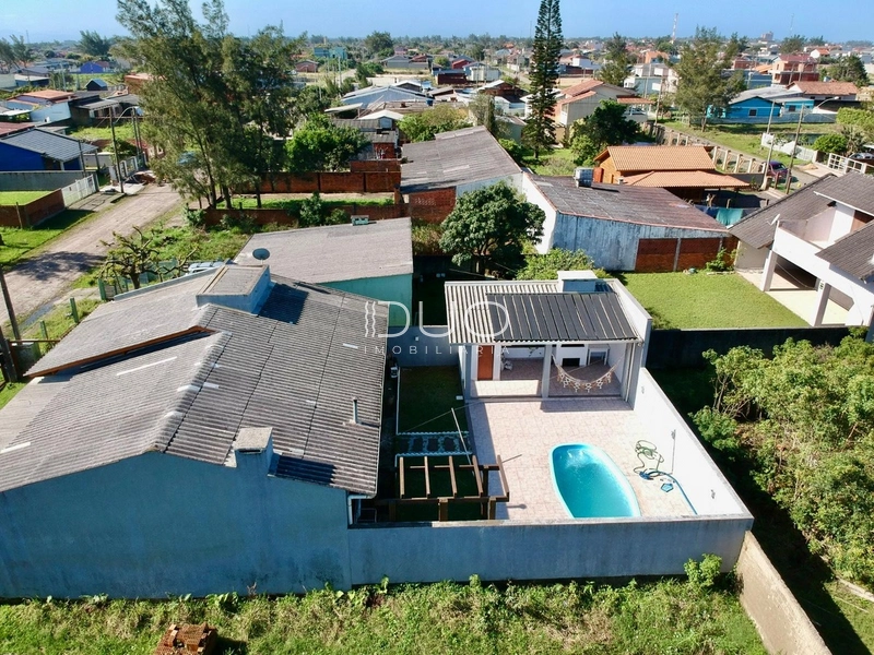 CASA NA PRAIA DE ATLÂNDIDA - SUL: 43ª foto da galeria de imagens do imóvel
