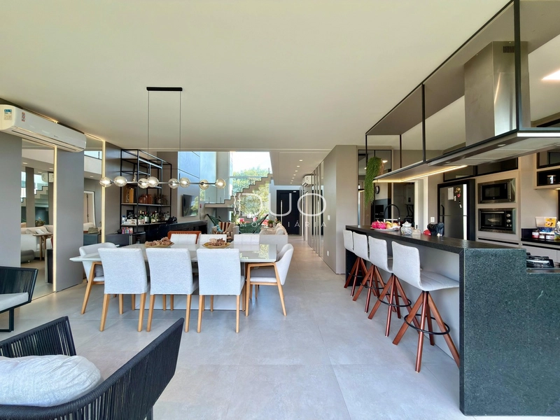 SOBRADO NO CONDOMÍNIO BLUE EM XANGRI-LÁ: 8ª foto da galeria de imagens do imóvel