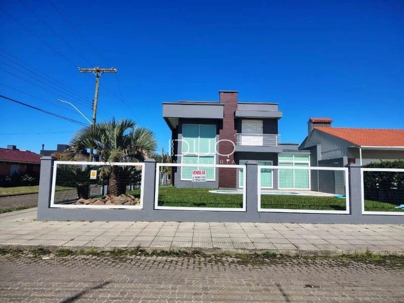 CASA NO CENTRO DE XANGRI-LÁ: 4ª foto da galeria de imagens do imóvel