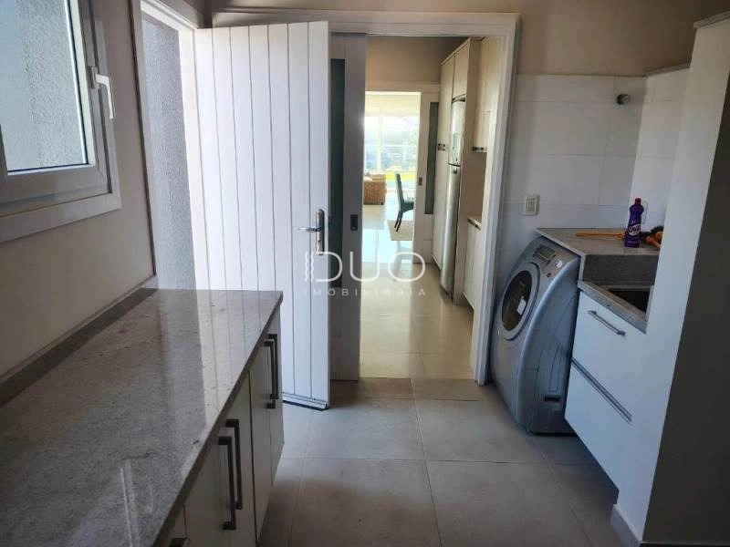 CASA NO CENTRO DE XANGRI-LÁ: 13ª foto da galeria de imagens do imóvel