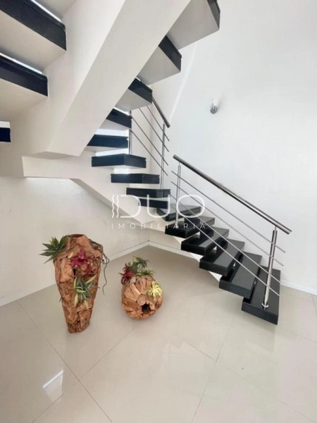 CASA NO CENTRO DE XANGRI-LÁ: 16ª foto da galeria de imagens do imóvel