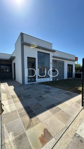 CASA COM 3 DORMITÓRIOS NO BAIRRO GUARANÍ EM CAPÃO DA CANOA