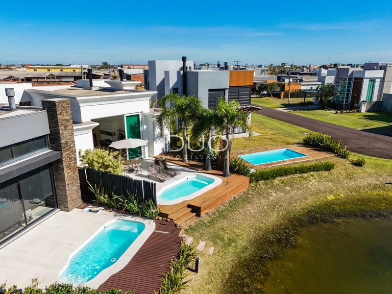 CASA NO CONDOMÍNIO RIVIERA EM XANGRI-LÁ: 37ª foto da galeria de imagens do imóvel