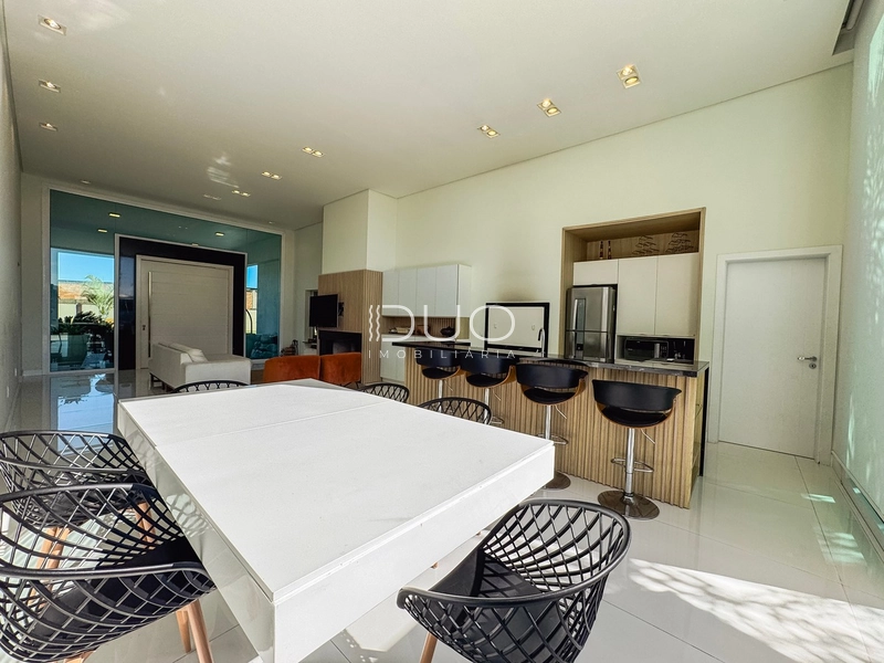 CASA NO CONDOMÍNIO RIVIERA EM XANGRI-LÁ: 11ª foto da galeria de imagens do imóvel