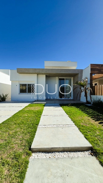 CASA EM XANGRI-LÁ: 2ª foto da galeria de imagens do imóvel