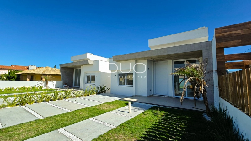 CASA EM XANGRI-LÁ: 3ª foto da galeria de imagens do imóvel