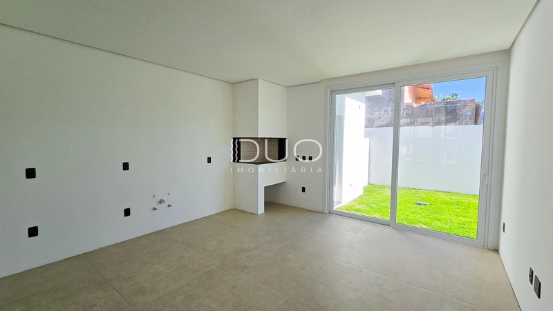 CASA EM XANGRI-LÁ: 10ª foto da galeria de imagens do imóvel