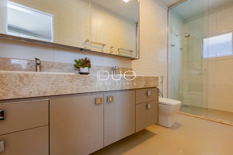 SOBRADO NO CONDOMÍNIO ENSEADA LAGOS EM XANGRI-LÁ: 27ª foto da galeria de imagens do imóvel