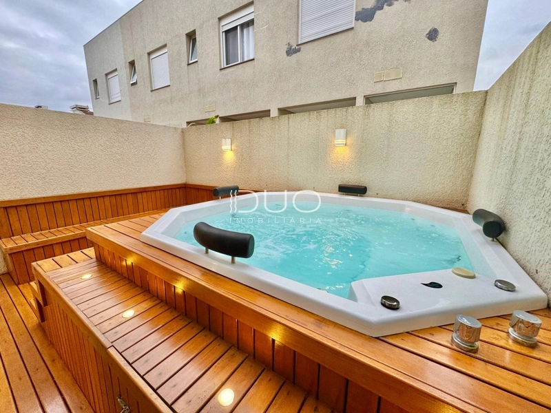 SOBRADO NO CONDOMÍNIO MURANO EM CAPÃO DA CANOA