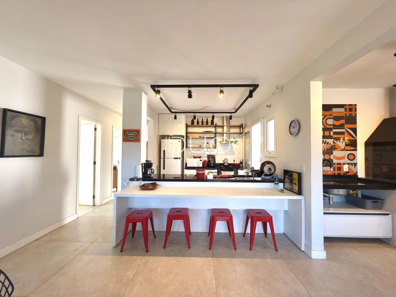 CASA EM XANGRI-LÁ: 12ª foto da galeria de imagens do imóvel